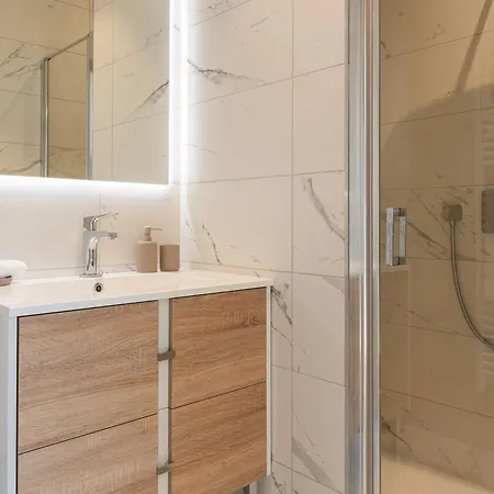 Penthouse 4 Chambres, Aux Pieds Des Pistes A - Fr-1-664-41 * Courchevel